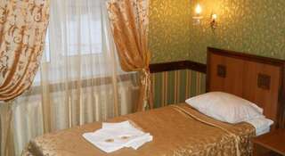 Гостиница Рублев Городец Двухместный номер с 1 кроватью или 2 отдельными кроватями-9