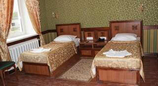 Гостиница Рублев Городец Двухместный номер с 1 кроватью или 2 отдельными кроватями-2